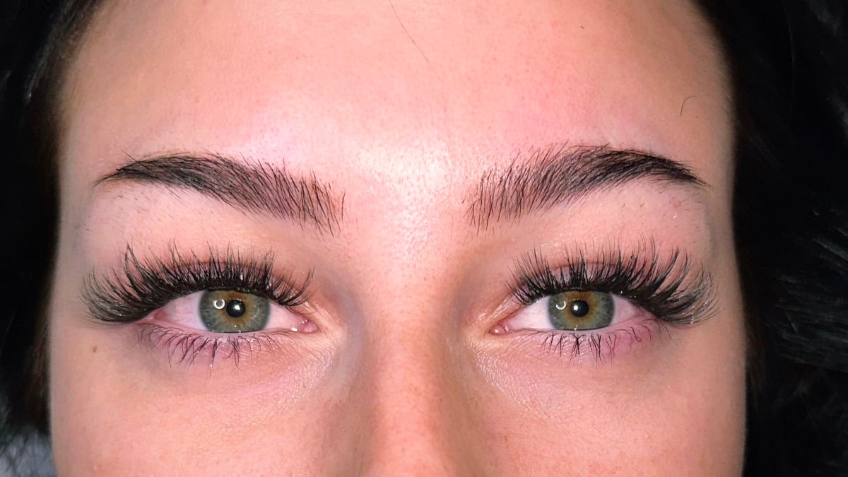 Lashes by Laura